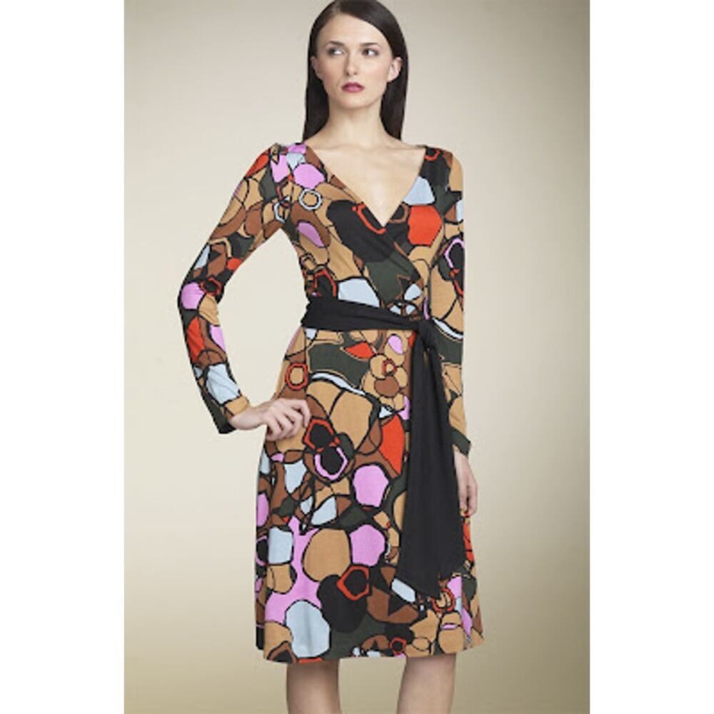 Diane von Furstenberg Carmelita 100% Silk Wrap Dress – Long Sleeve, Size 6
